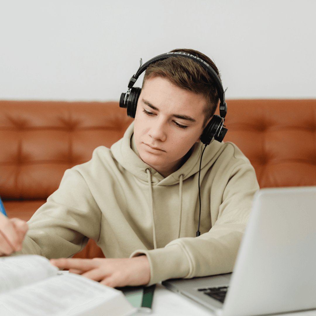 Green and Yellow Modern Cute Playful Doodle English Course Promotion Instagram Post 2